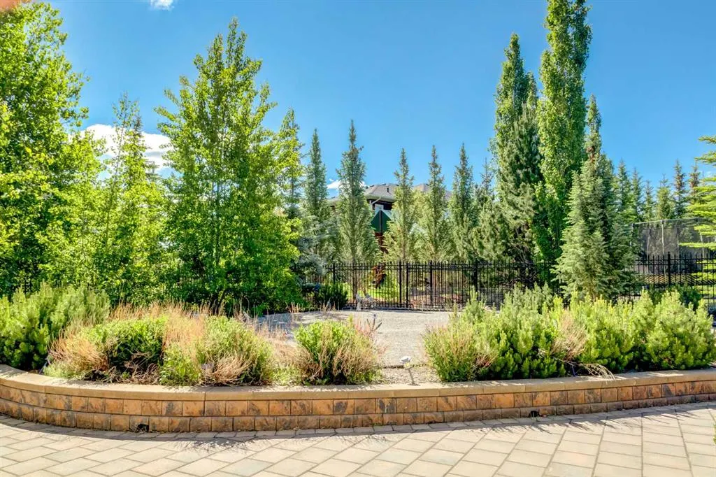 305 Spyglass Way