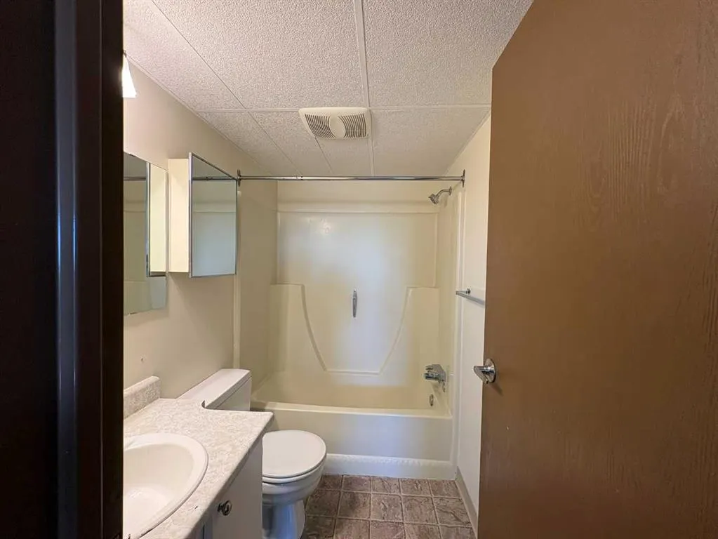 21 Berkeley Place W #921