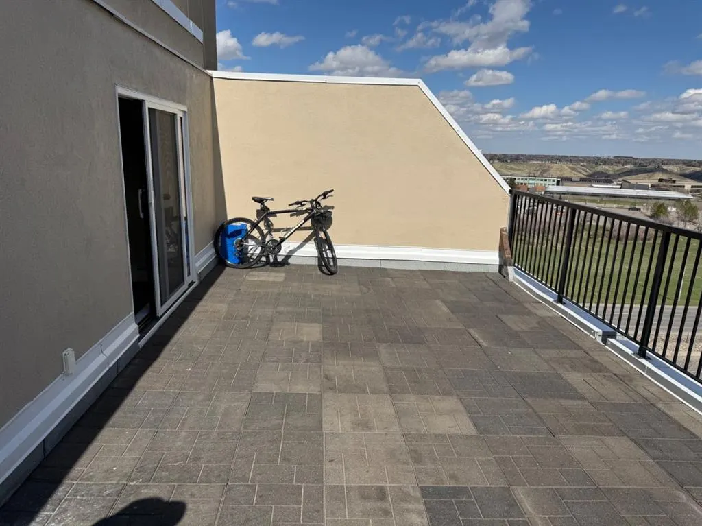 21 Berkeley Place W #921
