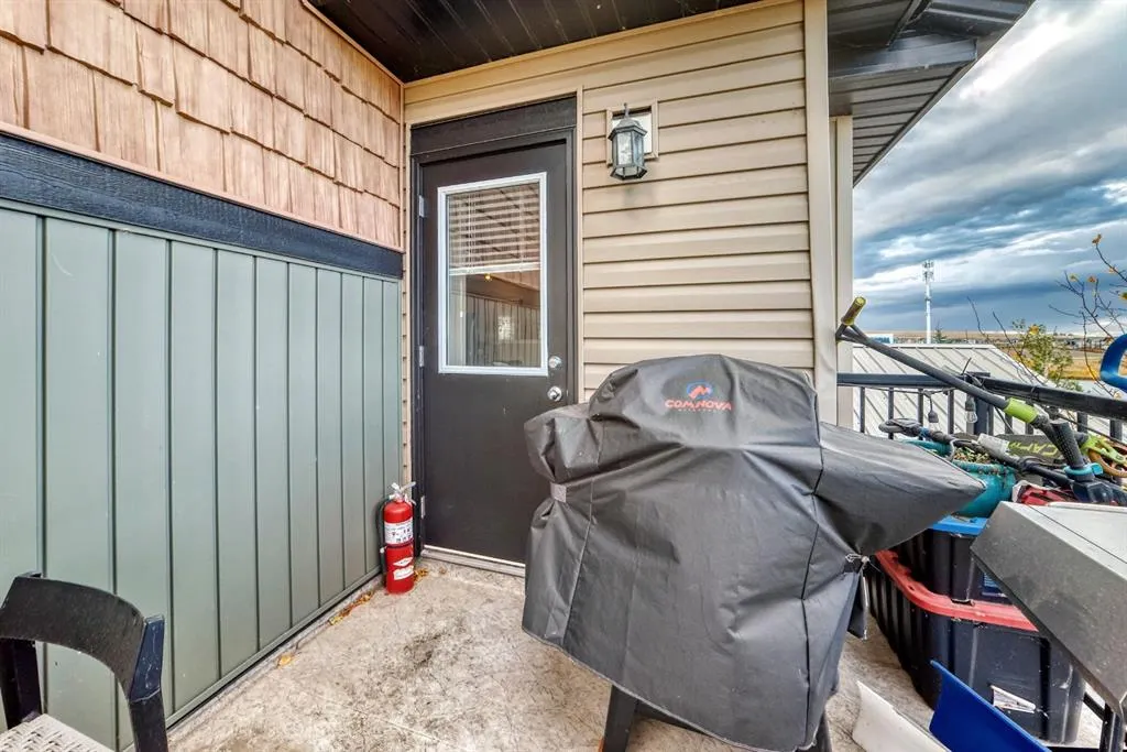 2781 Chinook Winds Drive SW #5205