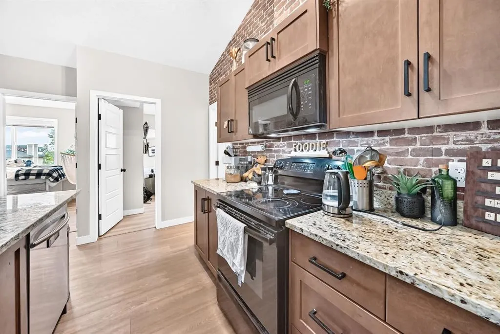 2781 Chinook Winds Drive SW #5205