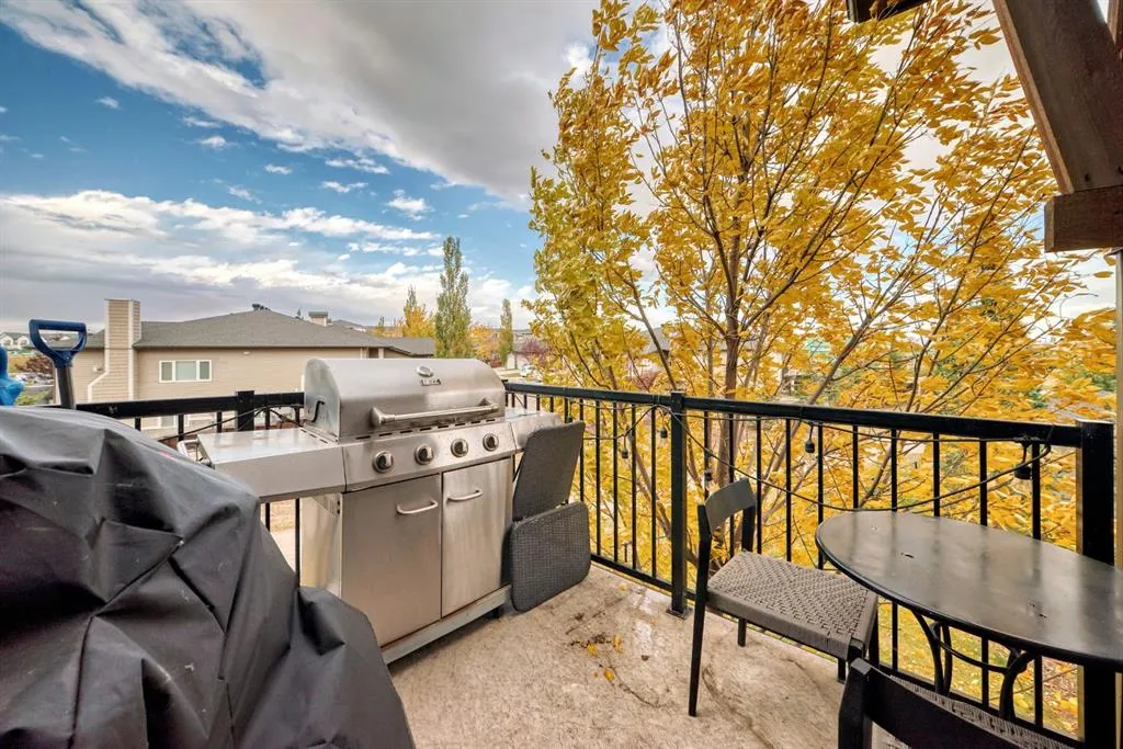 2781 Chinook Winds Drive SW #5205