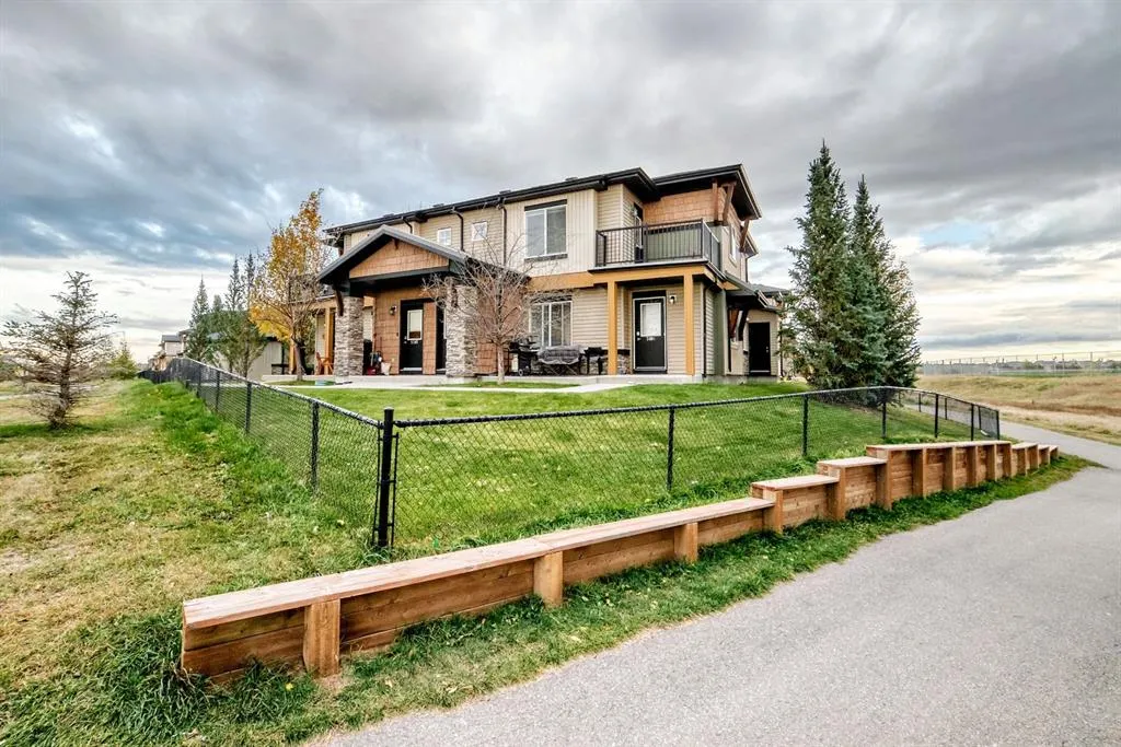 2781 Chinook Winds Drive SW #5205