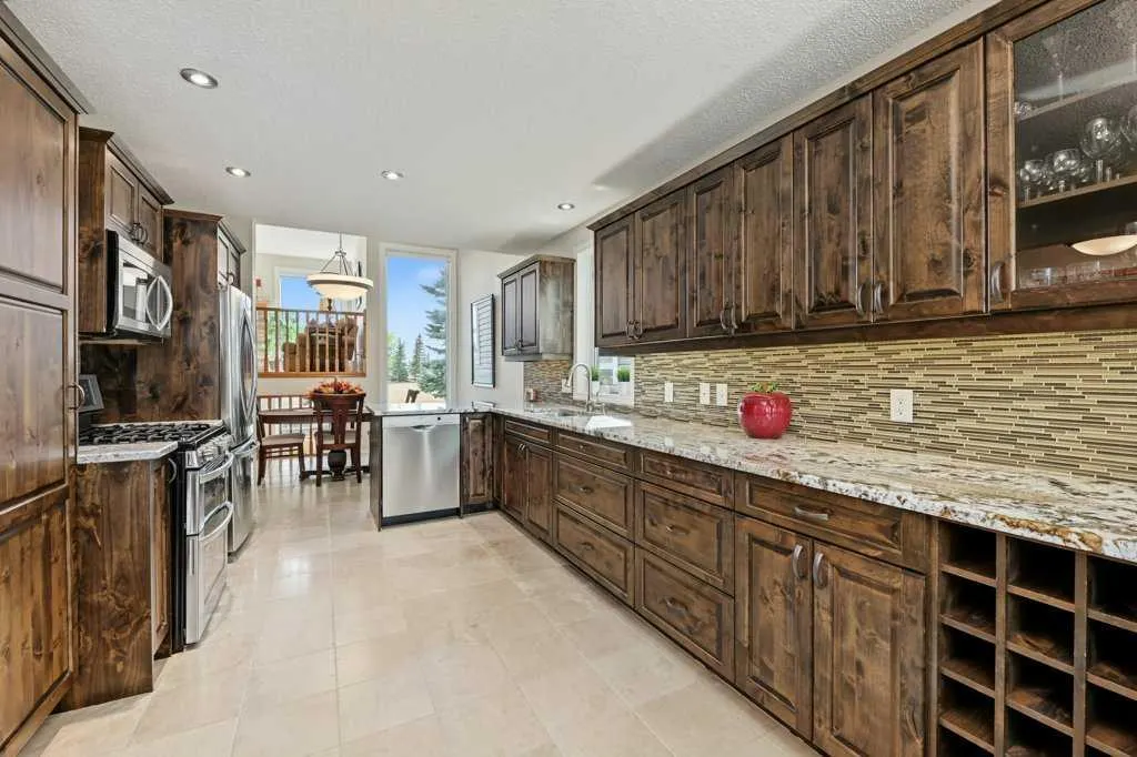 51 Douglasbank Gardens SE