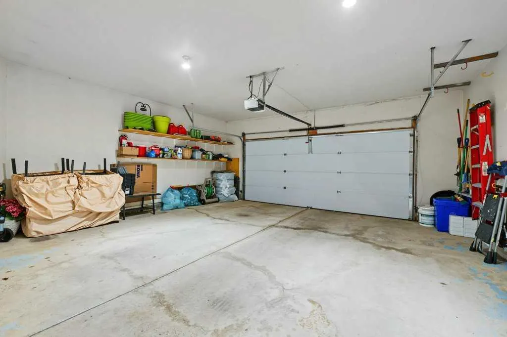 51 Douglasbank Gardens SE