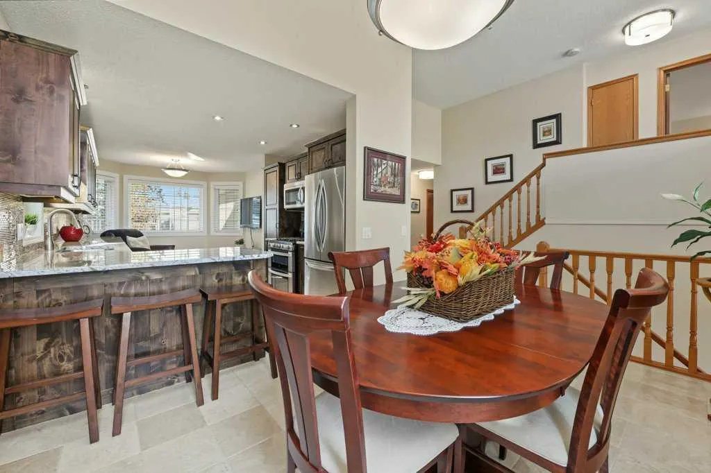 51 Douglasbank Gardens SE