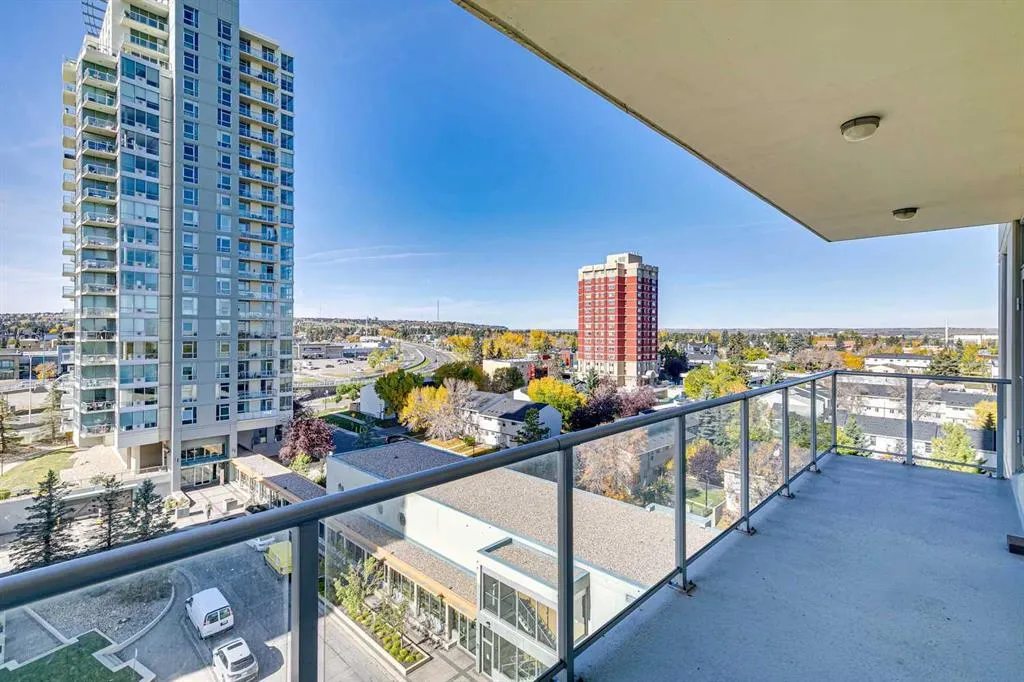 99 Spruce Place SW #706