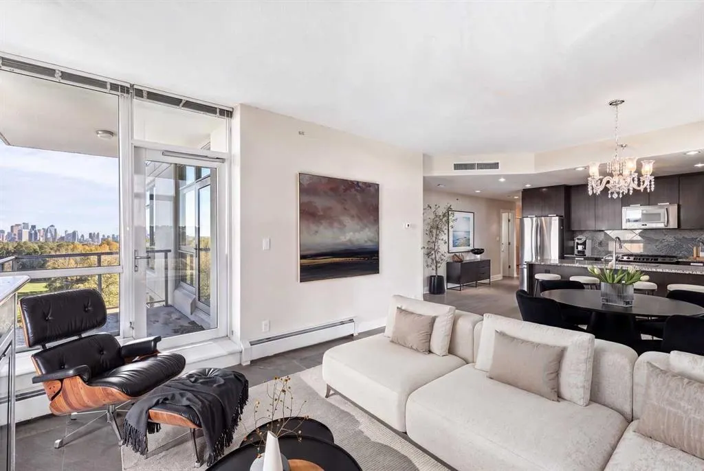 99 Spruce Place SW #706