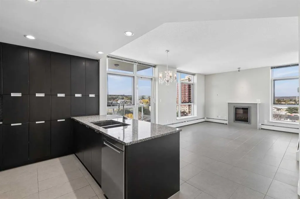 99 Spruce Place SW #706