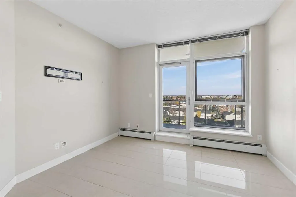99 Spruce Place SW #706