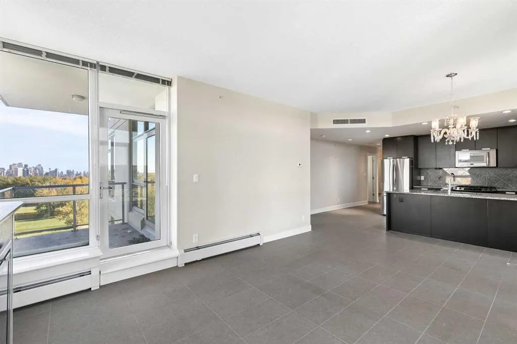 99 Spruce Place SW #706