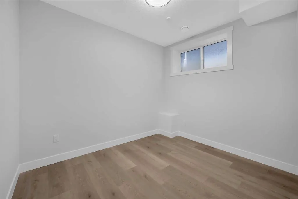 203 KINNIBURGH Place
