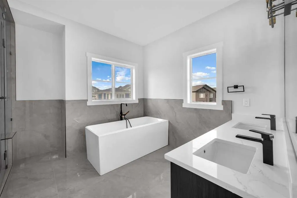 203 KINNIBURGH Place