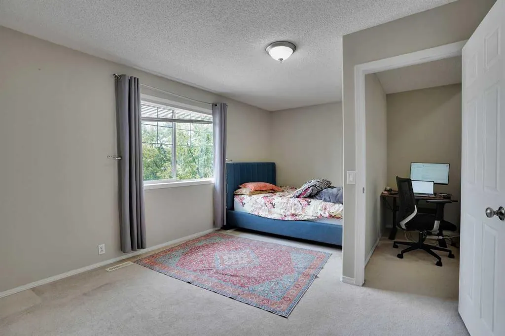 62 COVEWOOD Manor