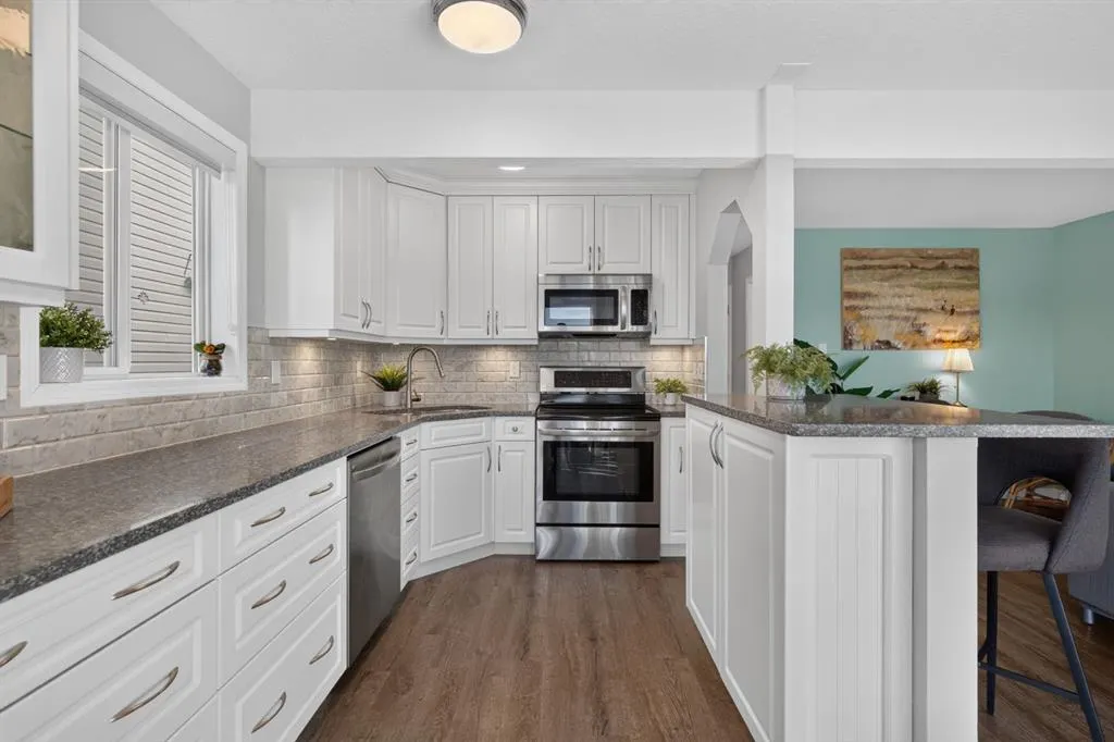 567 Edmonton Trail NE #9