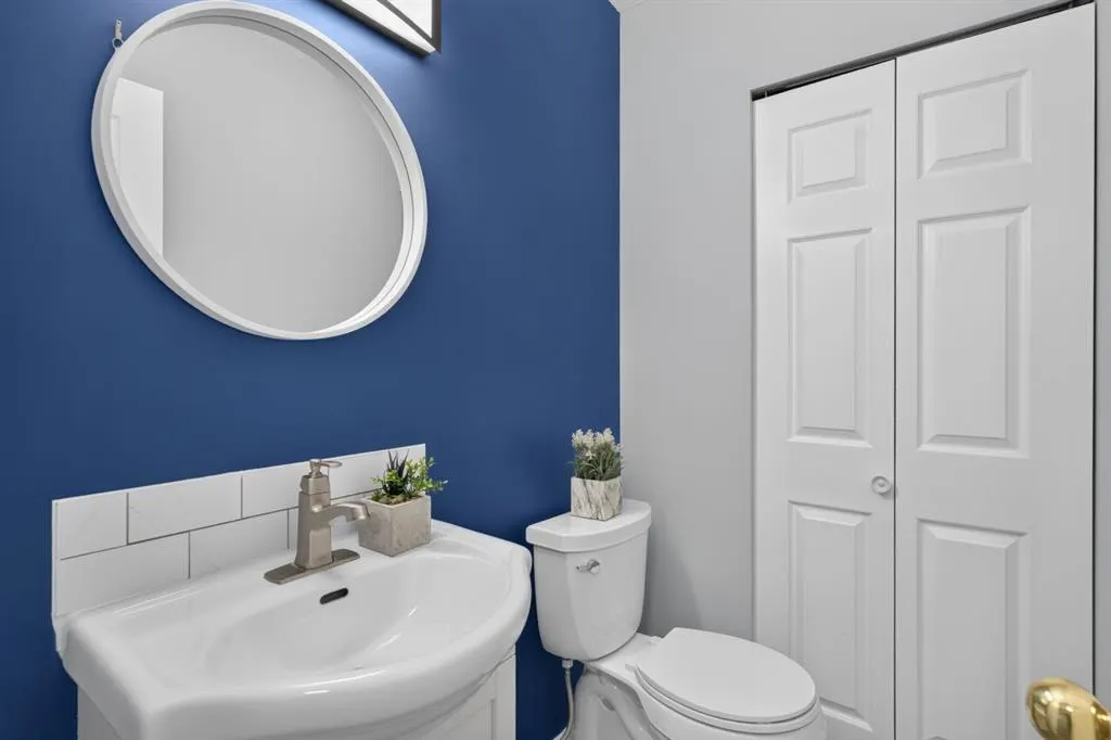 567 Edmonton Trail NE #9
