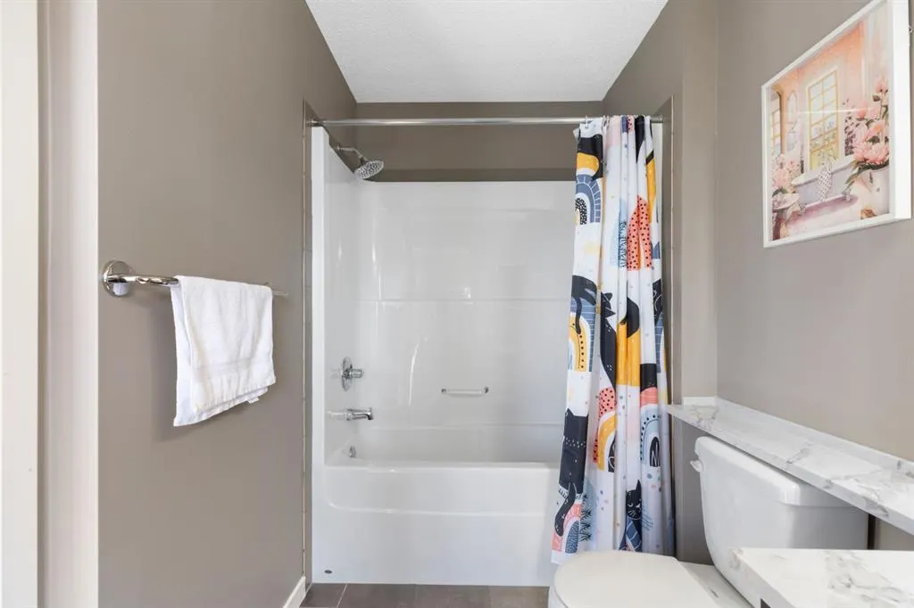 42 Copperpond Place SE