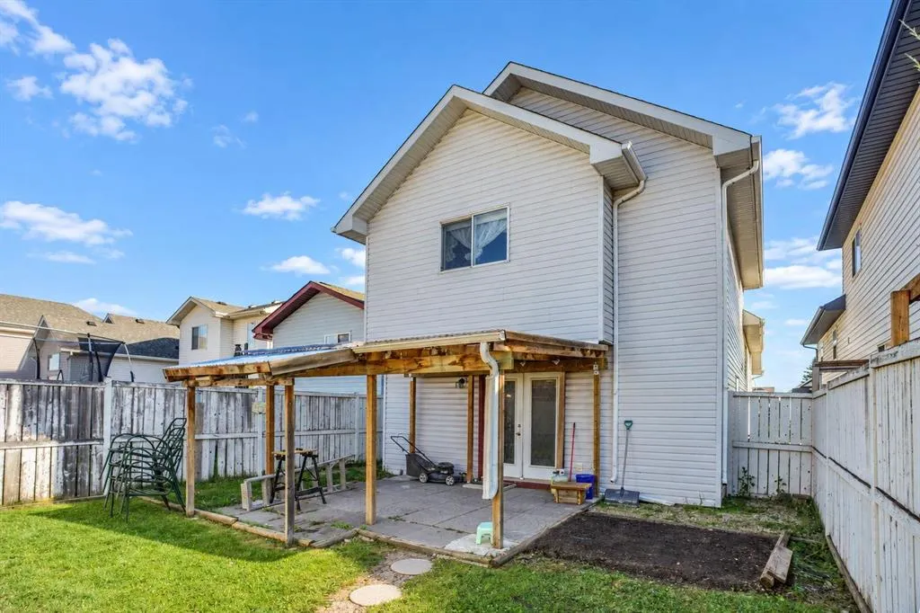 177 Erin Circle SE