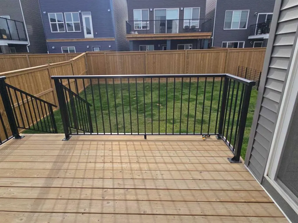 29 Marmot Passage NW