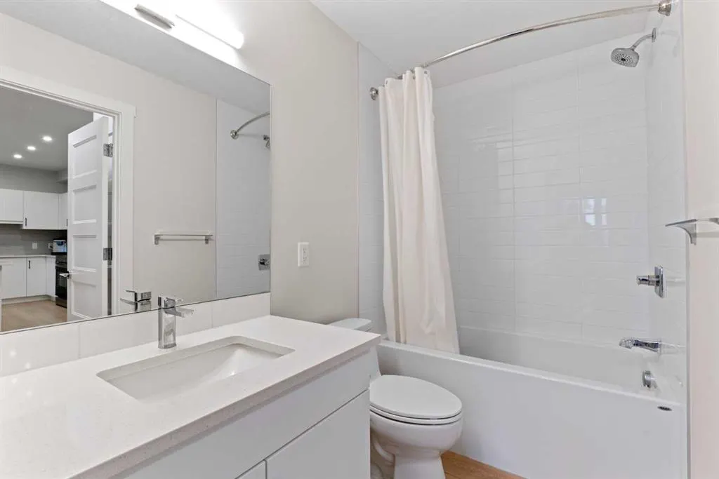 81 Arbour Lake View NW #1112