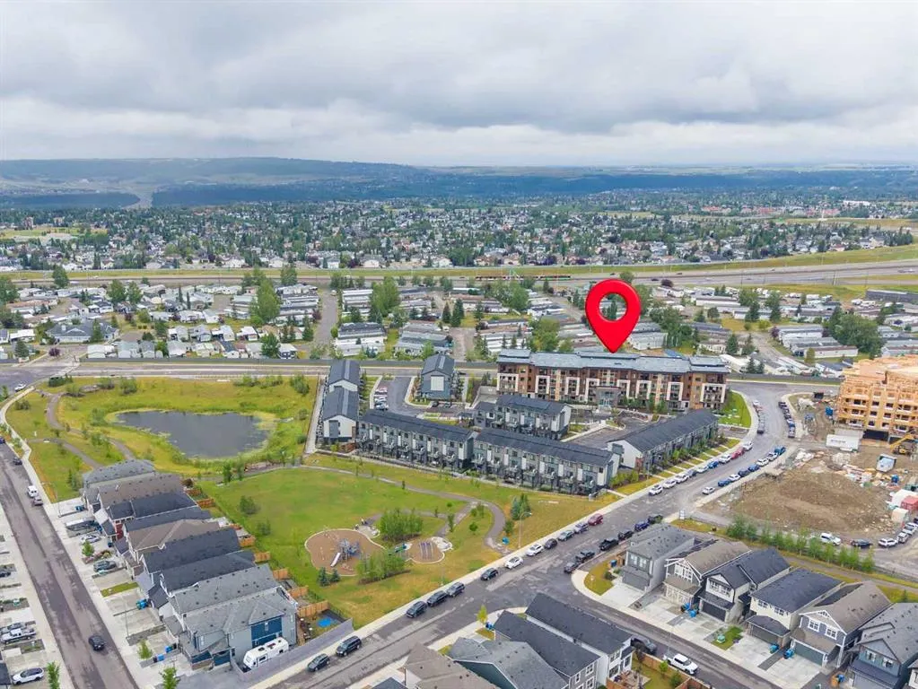 81 Arbour Lake View NW #1112