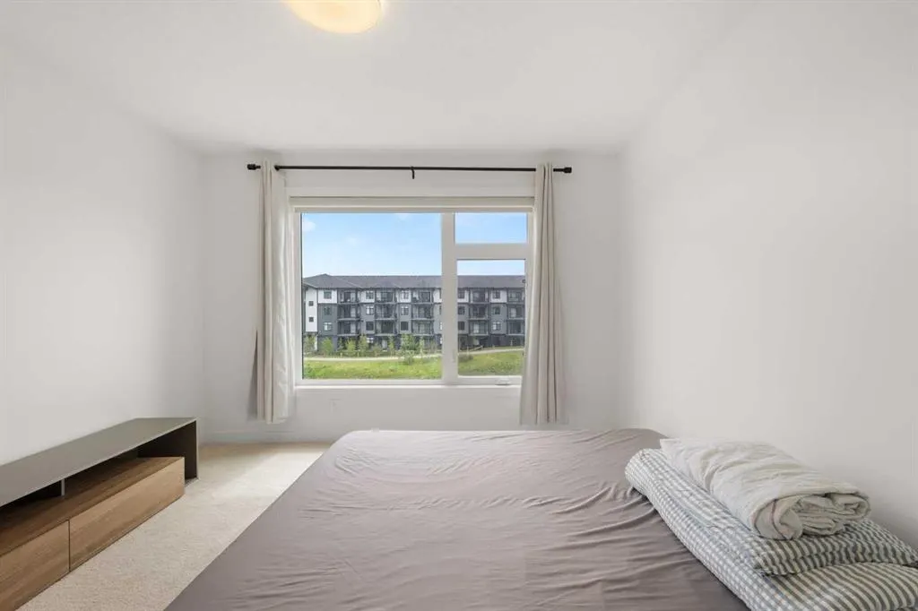 85 sage hill Heights NW #327