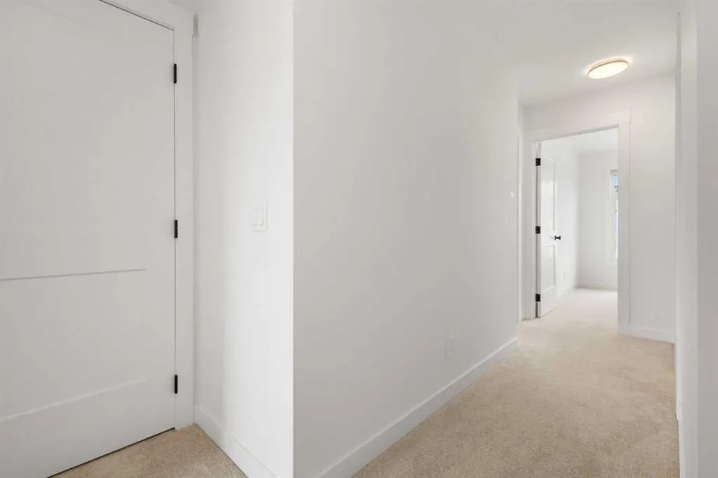 85 sage hill Heights NW #327