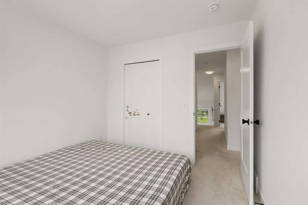 85 sage hill Heights NW #327