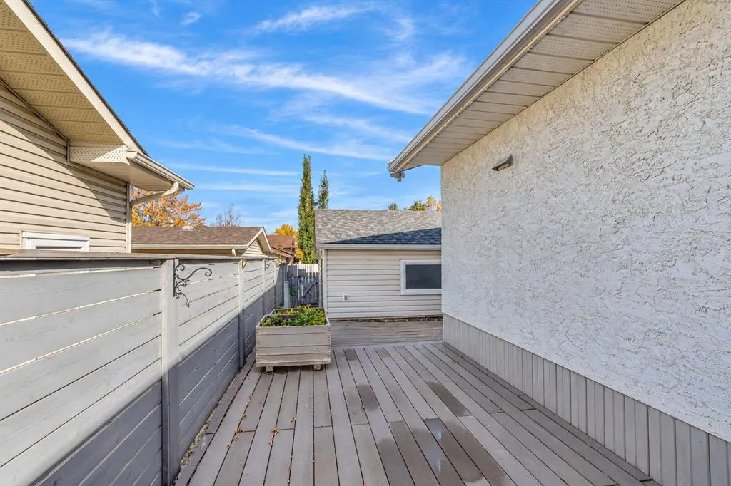 123 Templewood Road NE