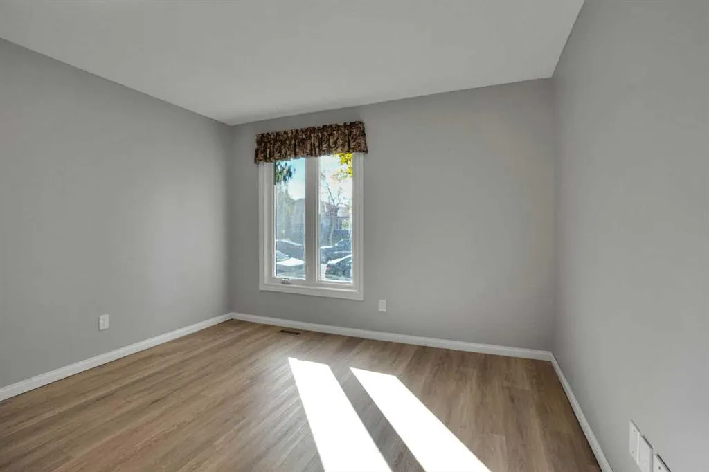 123 Templewood Road NE