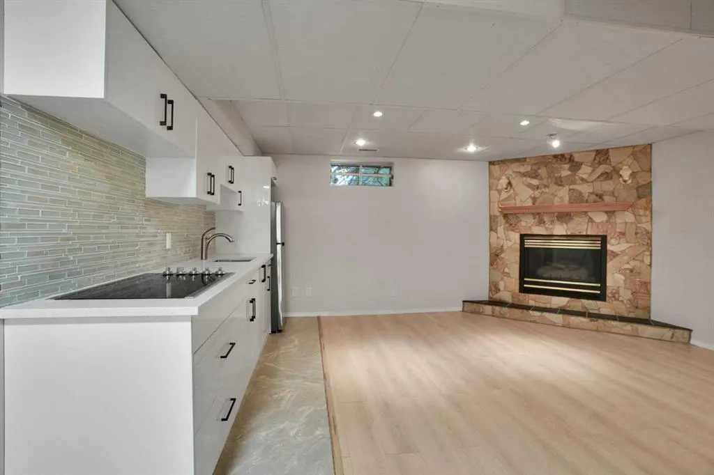 123 Templewood Road NE