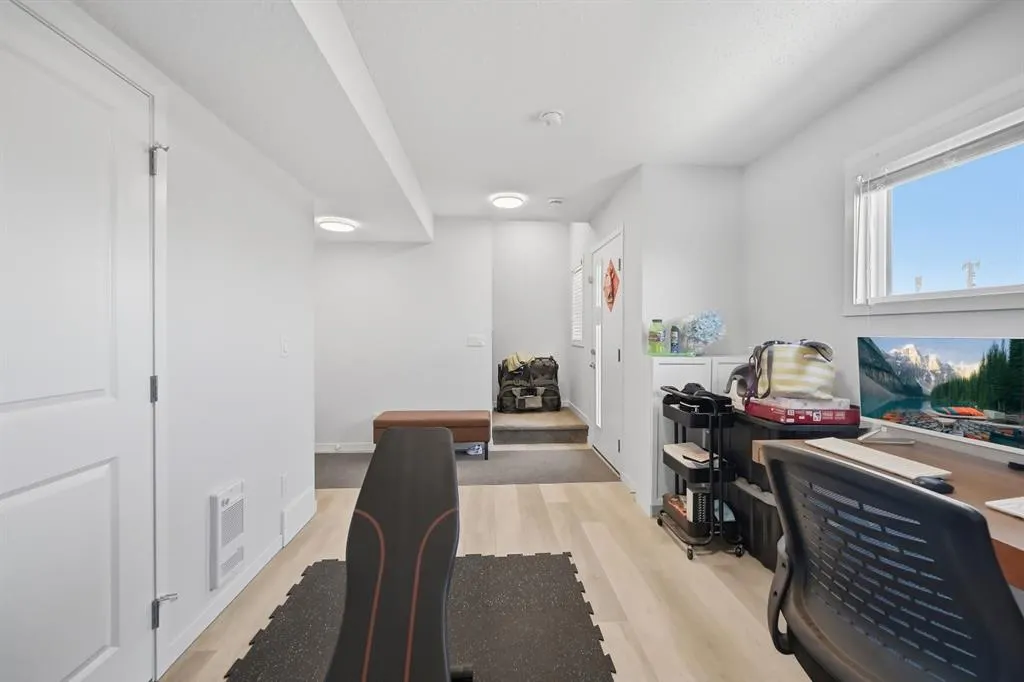 132 Harvest Grove Walk NW