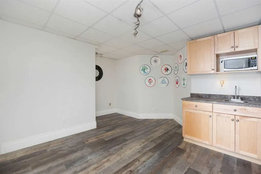 106 Pike Bay
