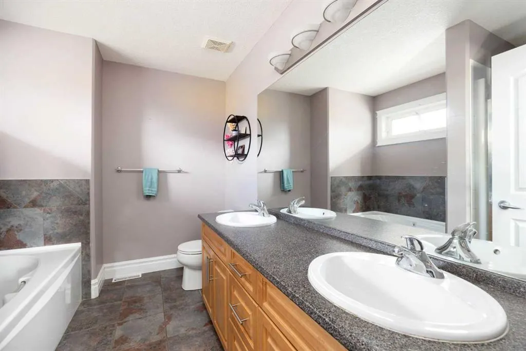 106 Pike Bay