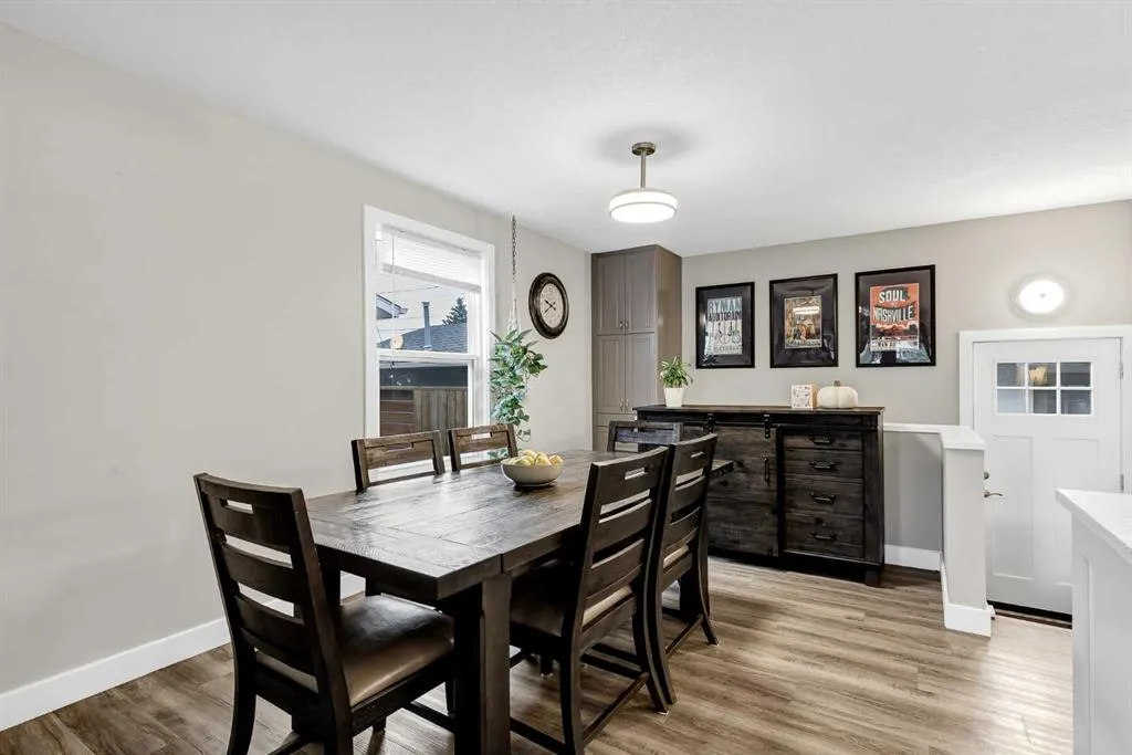 96 Alderwood Close SE
