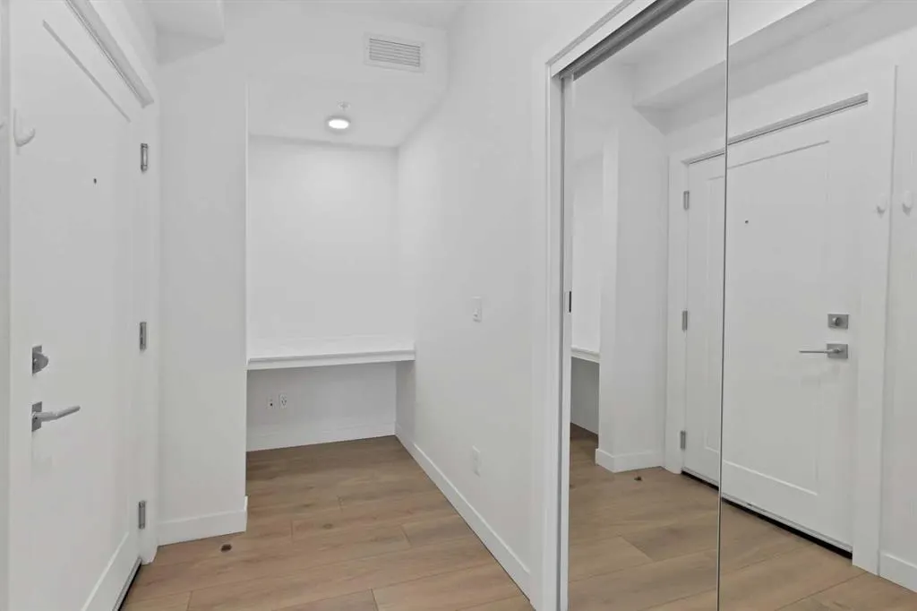 76 Cornerstone Passage NE #2101