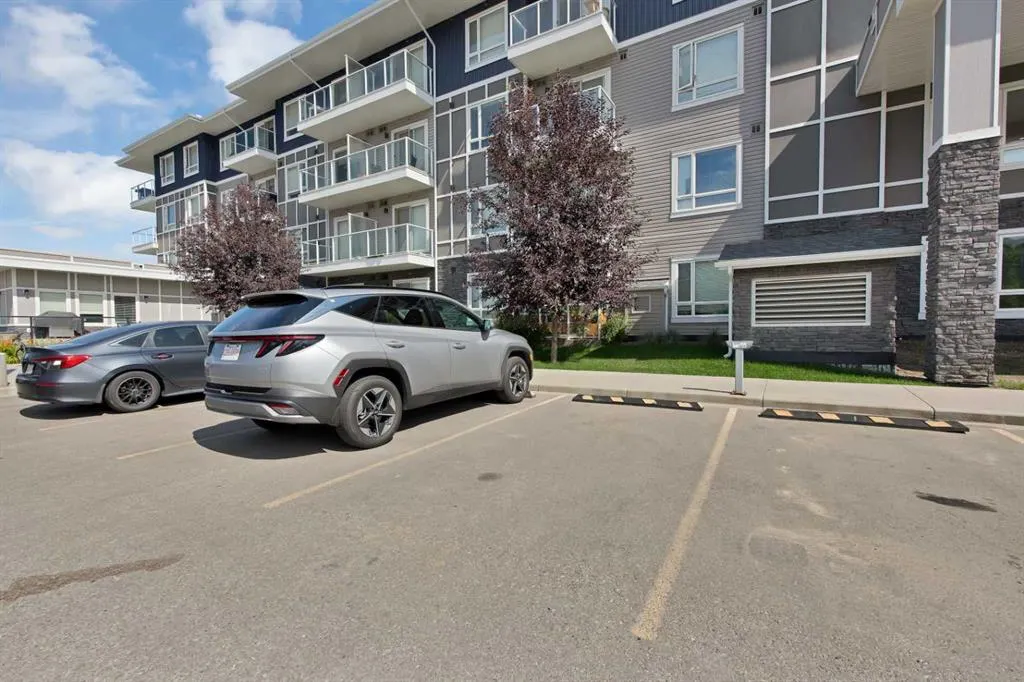 76 Cornerstone Passage NE #2101