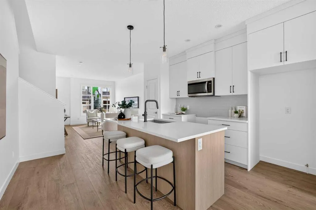 157 Silver Spruce Road SW