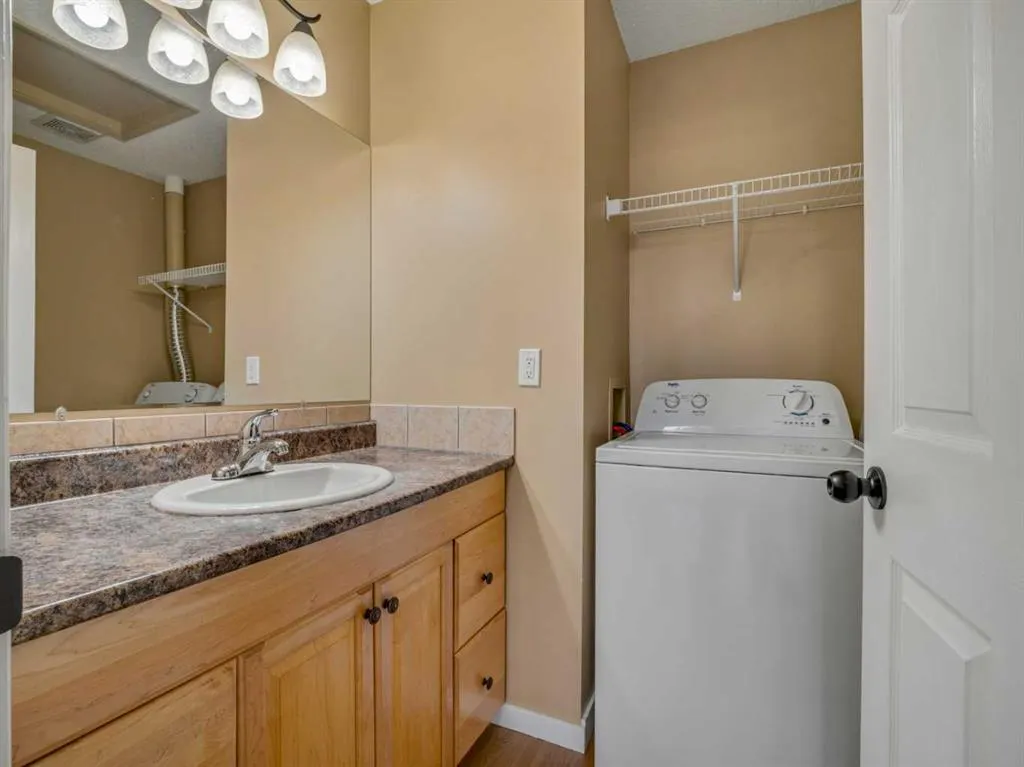 2145 5 Avenue N #3