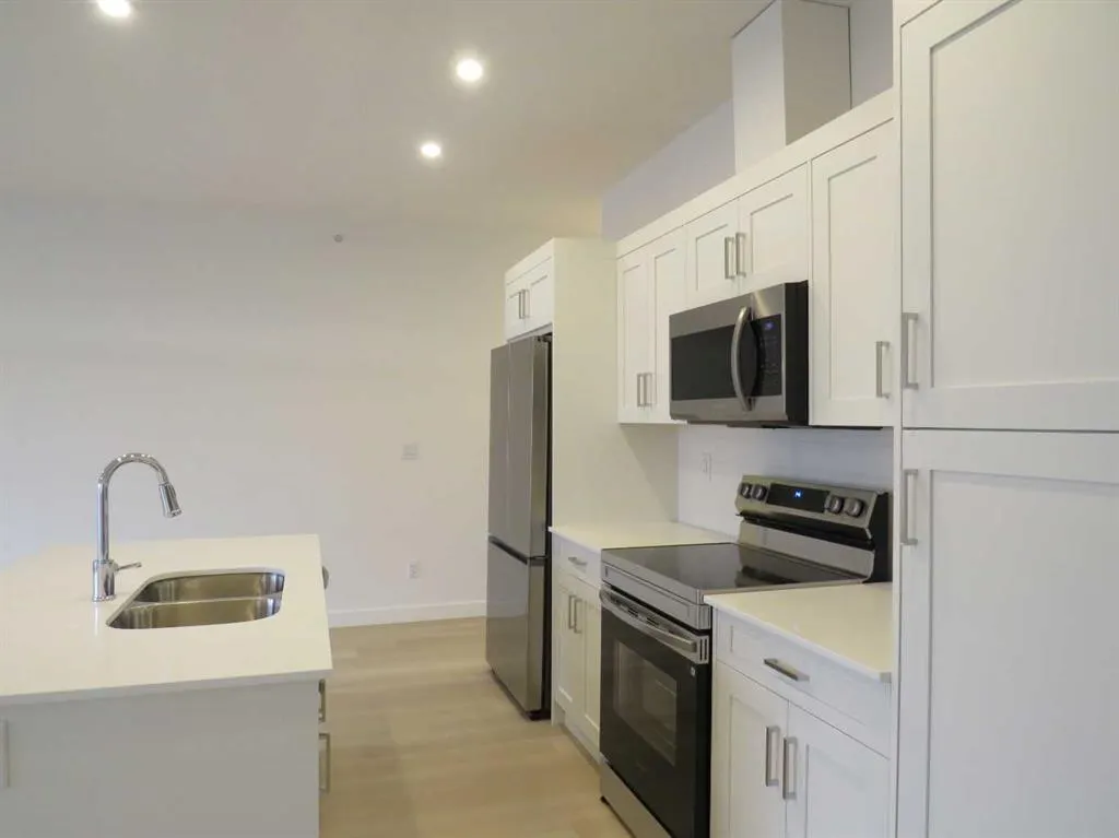 70 Sage Hill Walk NW #403