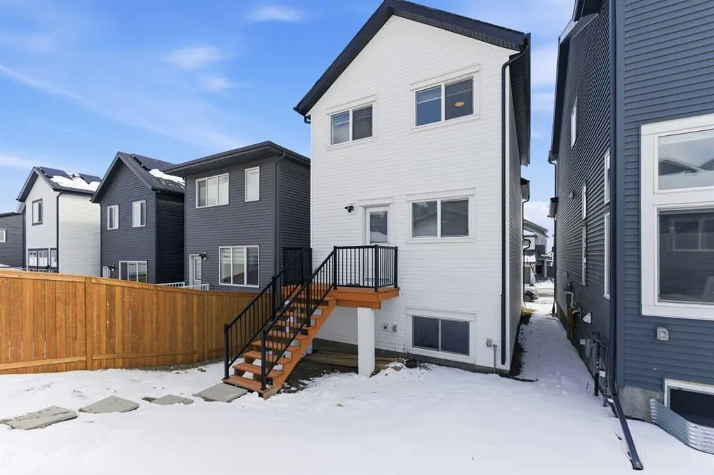 99 Aquila Way NW