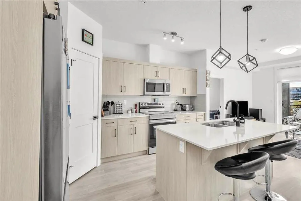 30 Sage Hill NW #305