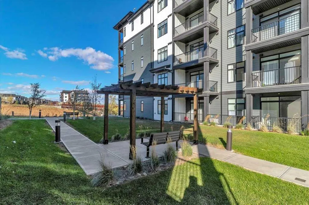 30 Sage Hill NW #305