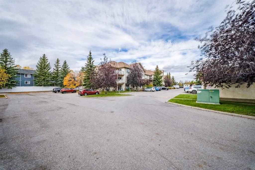 20 Harvest Rose Park NE #2107