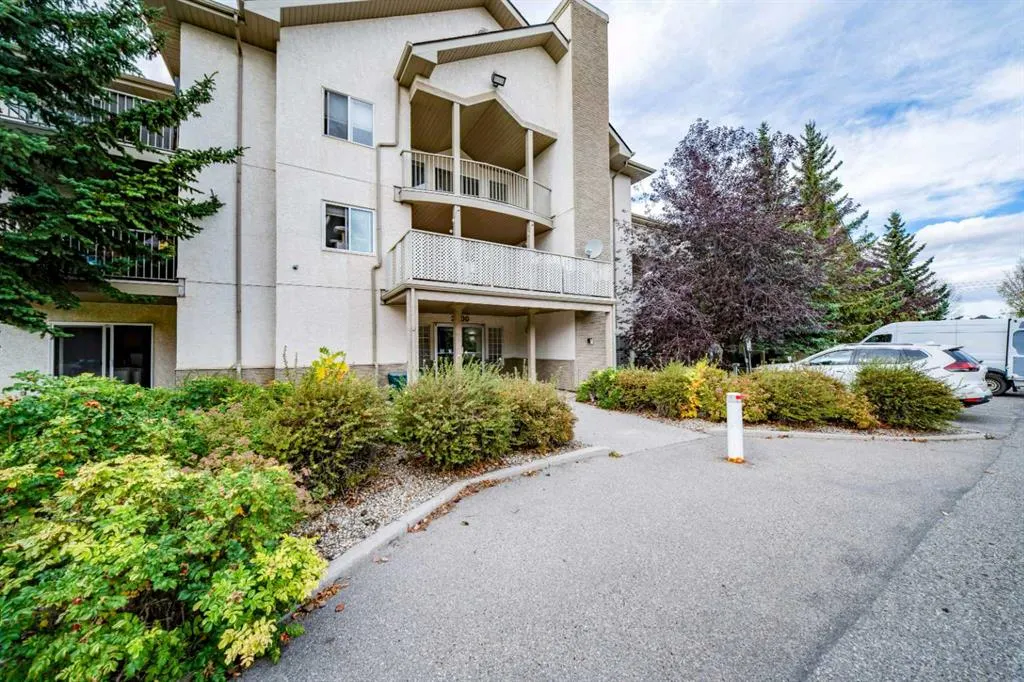 20 Harvest Rose Park NE #2107