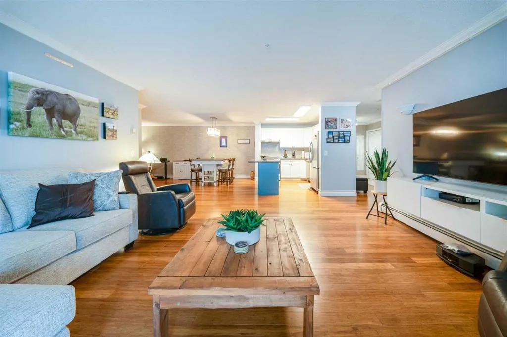 20 Harvest Rose Park NE #2107