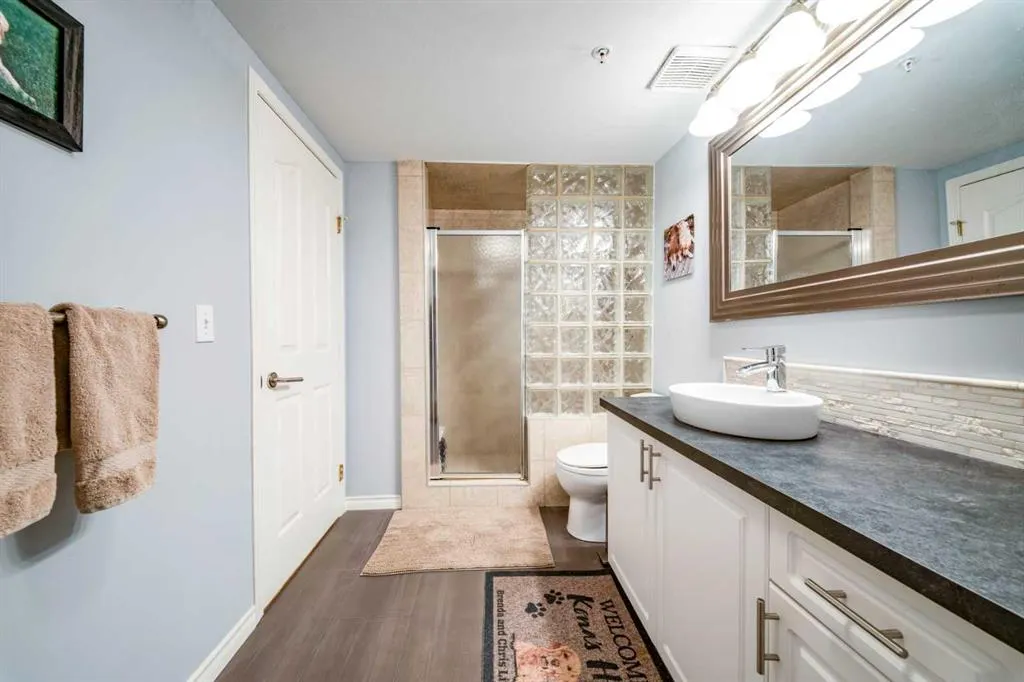 20 Harvest Rose Park NE #2107