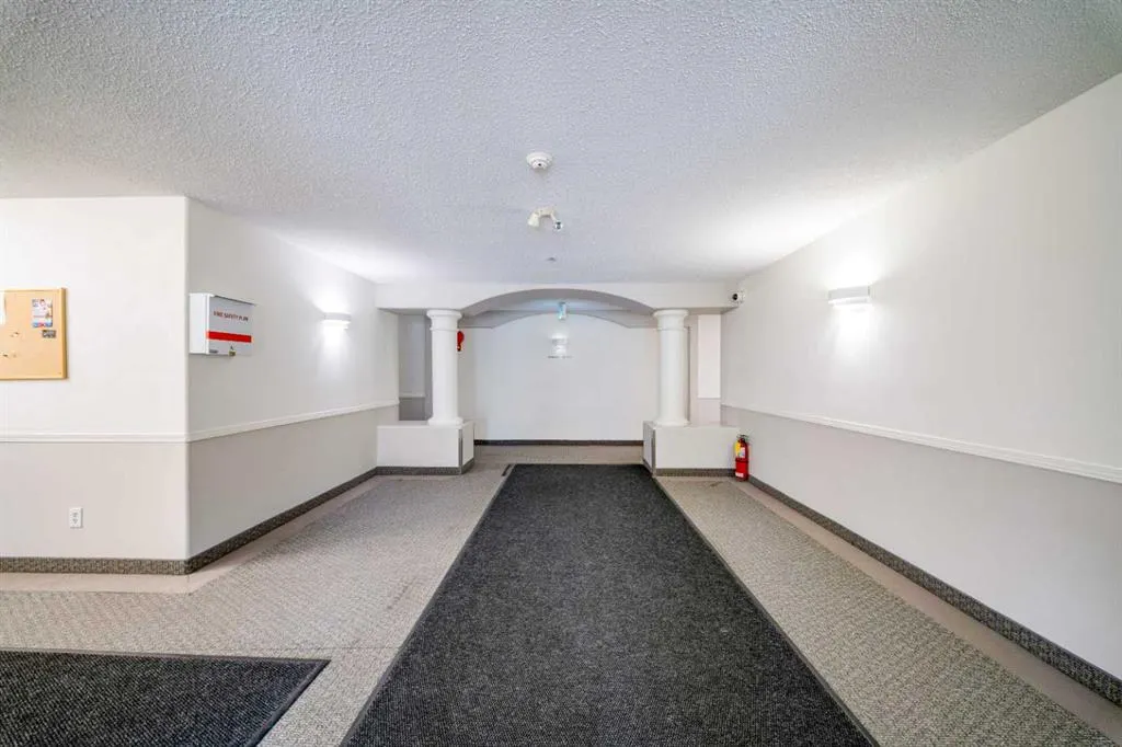 20 Harvest Rose Park NE #2107