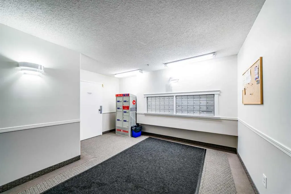 20 Harvest Rose Park NE #2107