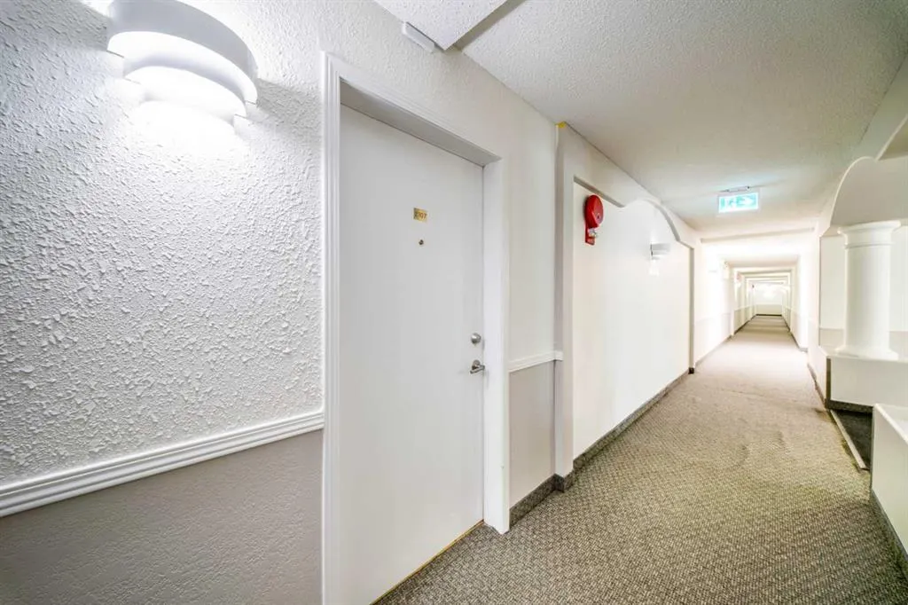 20 Harvest Rose Park NE #2107